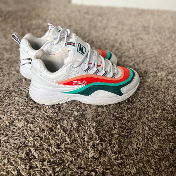 Fila Sneakers - Picture 6 of 6